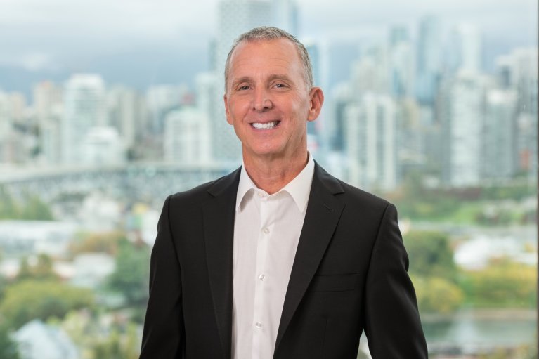 Peter Roskell, 建筑部高级副总裁